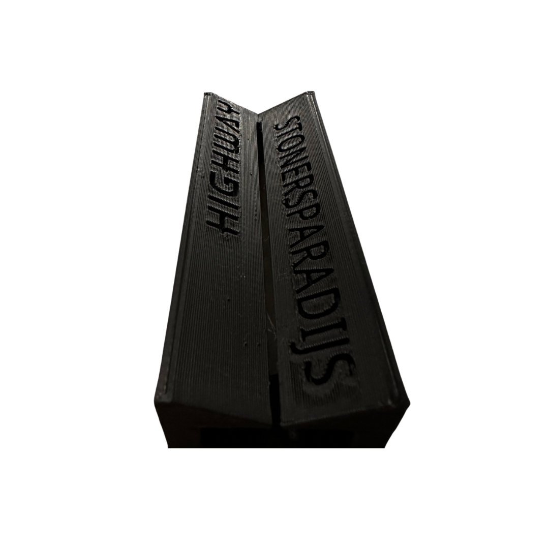 Stonersparadijs x Highway Studio Paper Display