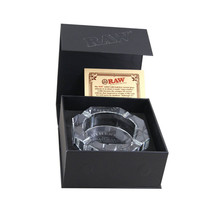 Afbeelding in Gallery-weergave laden, RAW Crystal Ashtray
