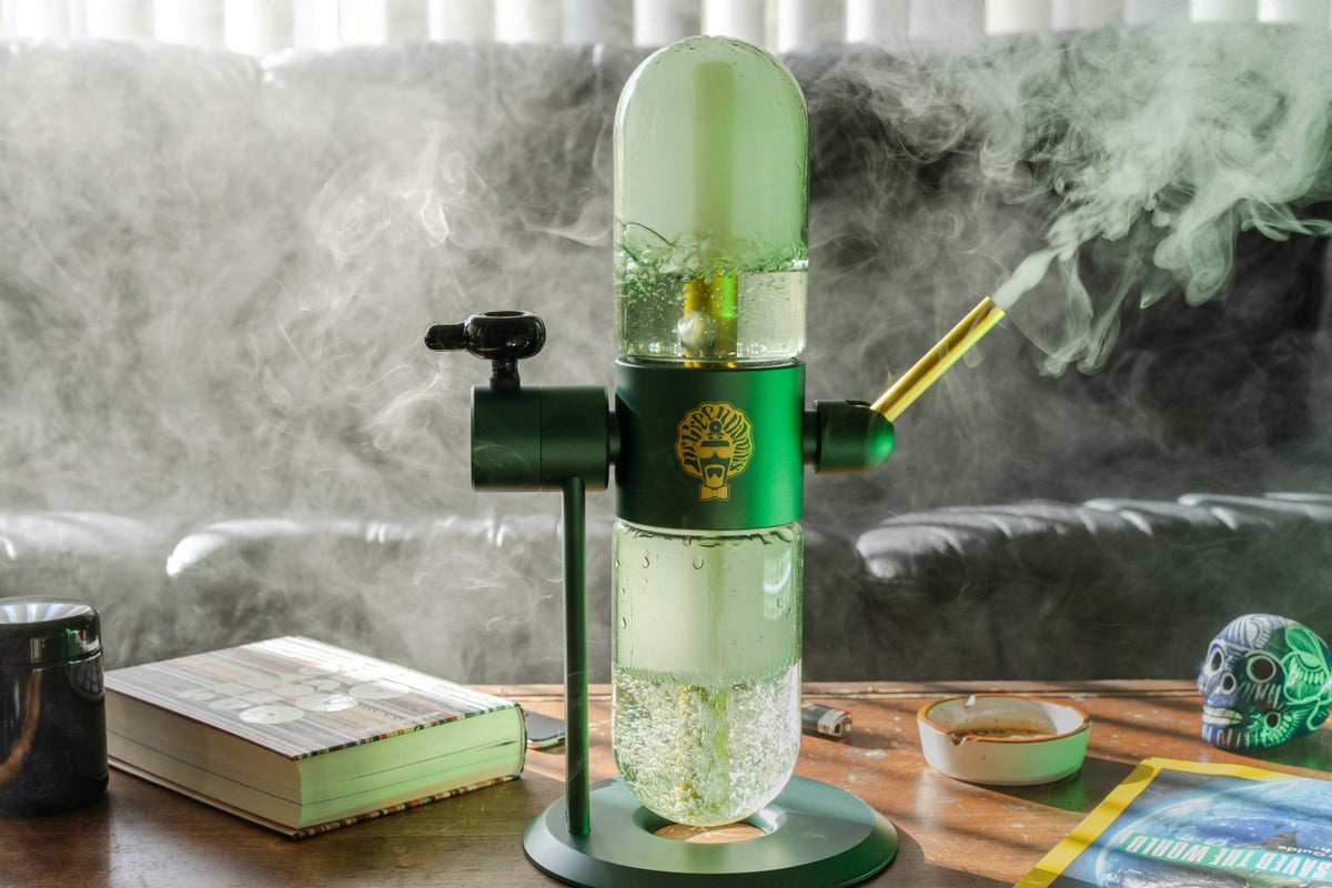 Dr Greenthumb's x Stündenglass Gravity Hookah